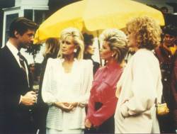 Alec Baldwin, Joan Van Ark, Lisa Hartman, Constance McCashin