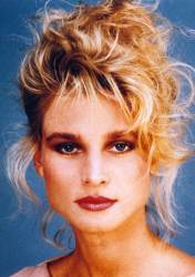 Nicollette Sheridan (Paige Matheson)